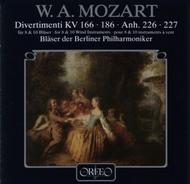 Mozart - Divertimenti for 8 & 10 Wind Instruments | Orfeo C163881