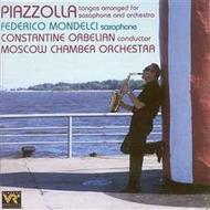 Piazzolla - Tangos arranged for saxophone and orchestra | Delos DE3252